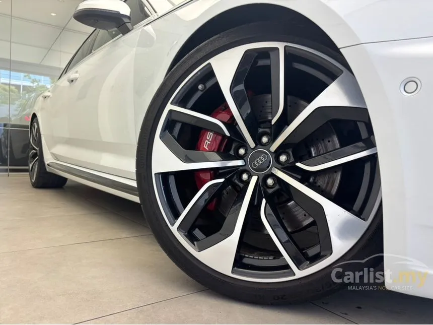 2022 Audi RS4 Avant Wagon