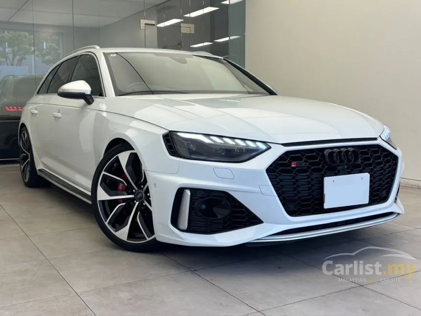 2022 Audi RS4 Avant Wagon