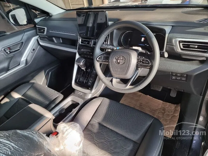 2023 Toyota Kijang Innova Zenix Q HV TSS Modellista Wagon