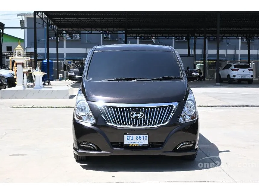 2017 Hyundai H-1 Elite Van
