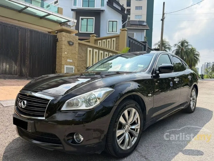2014 Infiniti Q70 Sedan