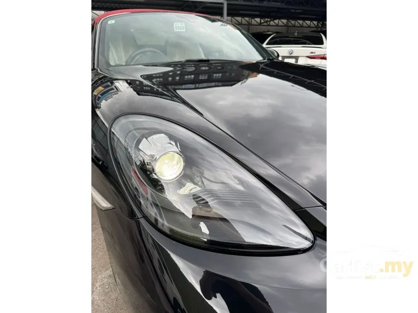 2021 Porsche 718 Boxster Convertible