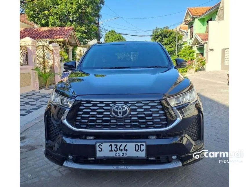 2023 Toyota Kijang Innova Zenix V HV Wagon