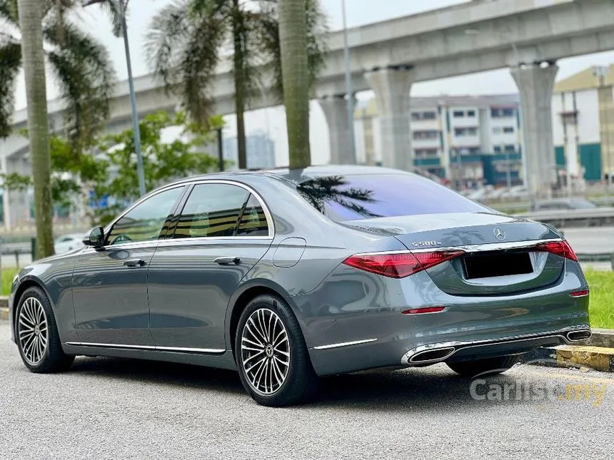 2022 Mercedes-Benz S580e Sedan