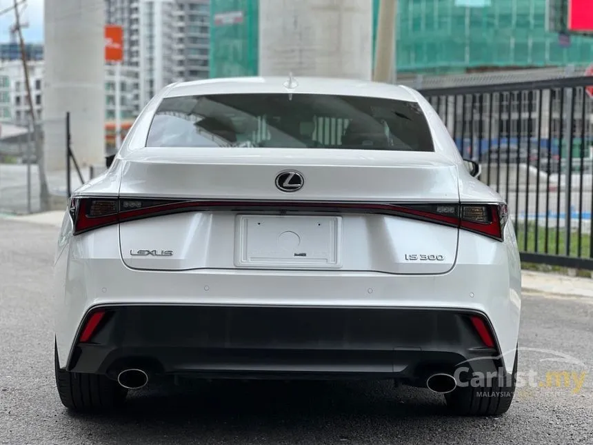 2021 Lexus IS 300 Luxury Sedan