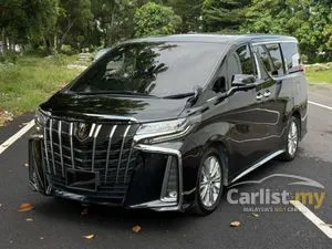 2020 Toyota Alphard 2.5 G S Gold - pilot seat,  free warranty , tiptop condition , keep very well by last owner , guarantee no major and banjir