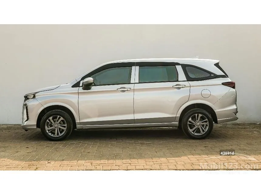 2022 Daihatsu Xenia X MPV