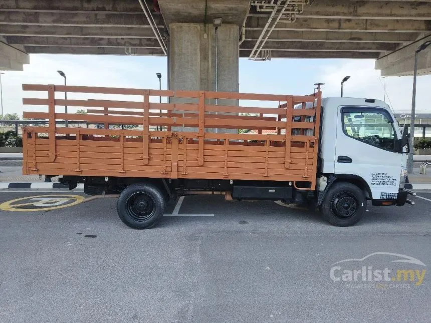 2017 Mitsubishi Fuso canter Lorry