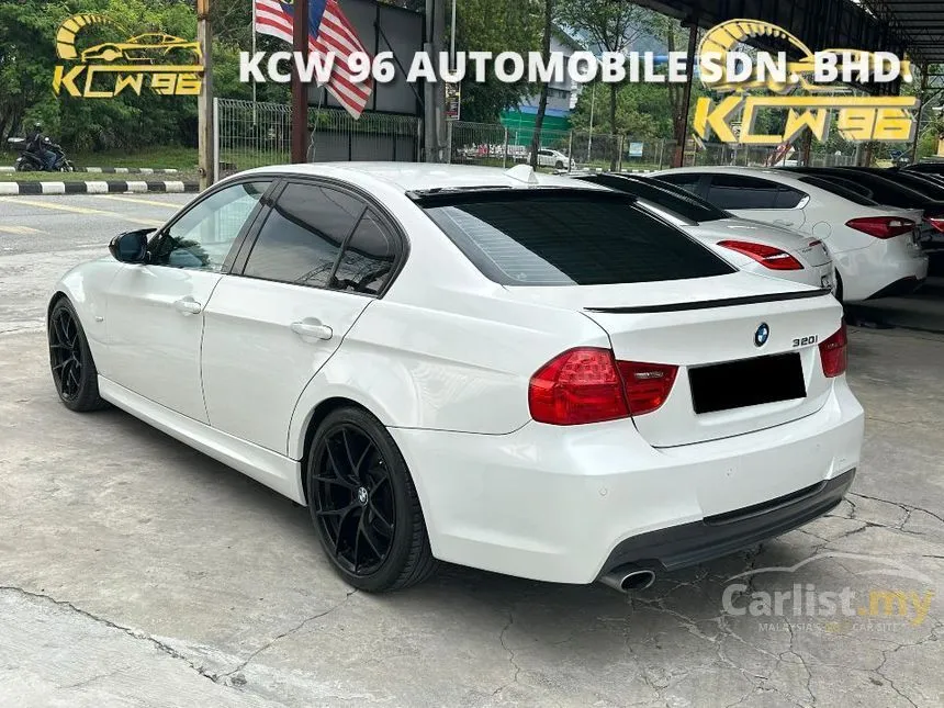 2009 BMW 320i Sedan