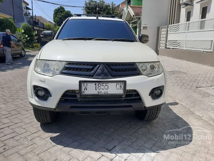 Jual Mobil Mitsubishi Pajero Sport 2014 Dakar 4X2 2.5 di Jawa Timur Automatic SUV Putih Rp 275.000.000