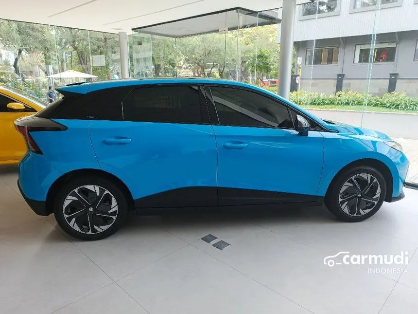 2024 MG 4 EV Magnify i-Smart Hatchback