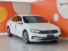 Volkswagen Passat 2.0 Elegance Sedan
