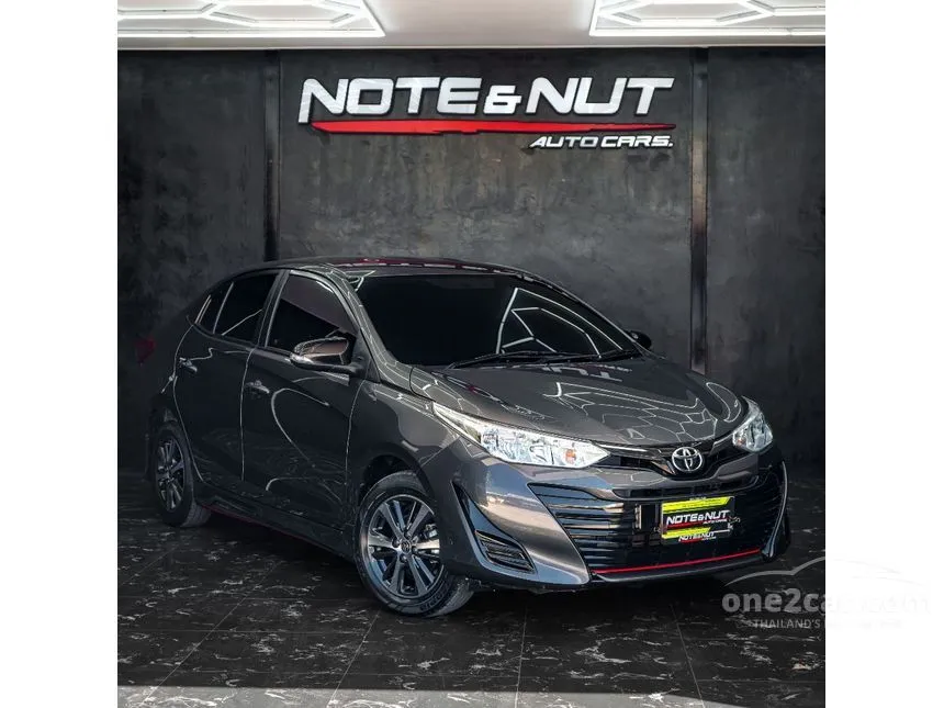 2020 Toyota Yaris Ativ Mid Sedan