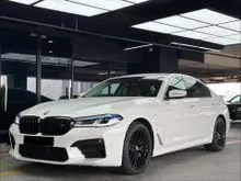 2019 BMW 530e 2.0 Sport Line iPerformance Sedan Full M5 Facelift BodyKit F/Lon OTR Free Warranty Low Mileage 70K KM Full Service Cash Back 1Dr Owner