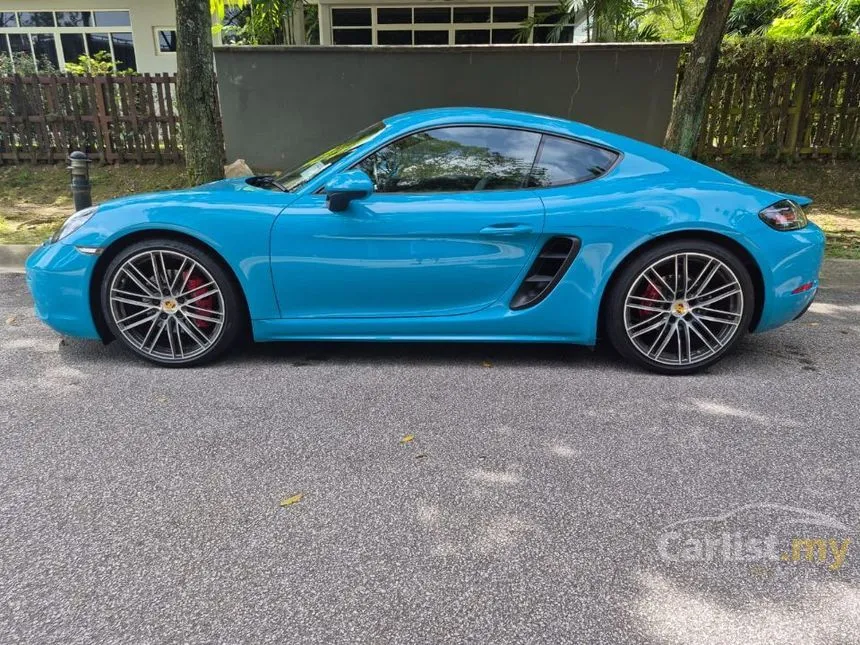 2017 Porsche 718 Cayman S Coupe