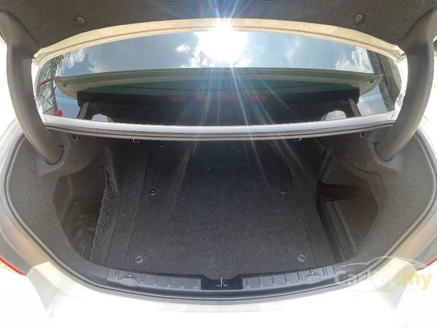 2015 BMW 320i Sport Line Sedan