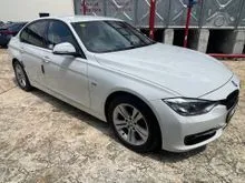 2015 BMW 320i 2.0 Sport Line Sedan