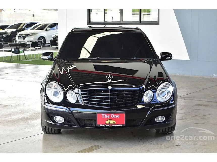 2009 Mercedes-Benz E200 NGT Sedan