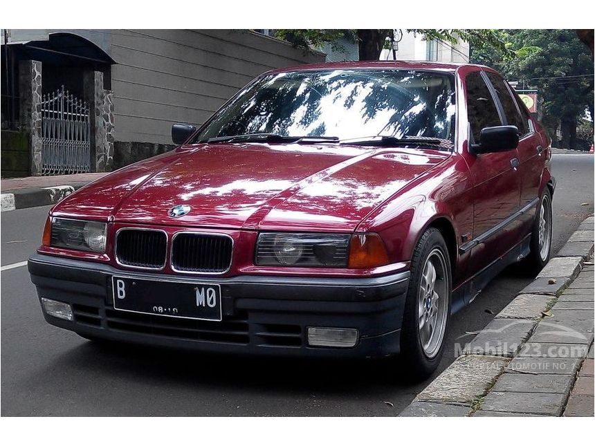 Jual Mobil BMW 318i 1993 1.8 Manual 1.8 di DKI Jakarta