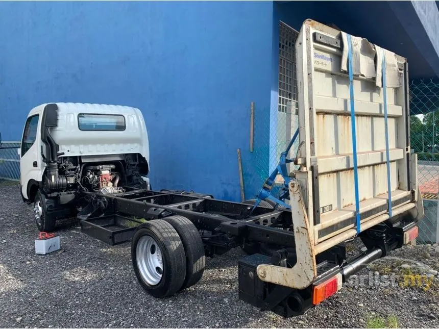 2021 Hino Xzu414 Lorry