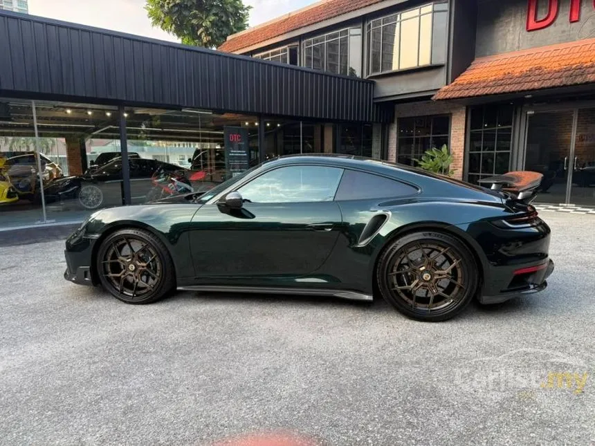 2022 Porsche 911 Turbo S Coupe
