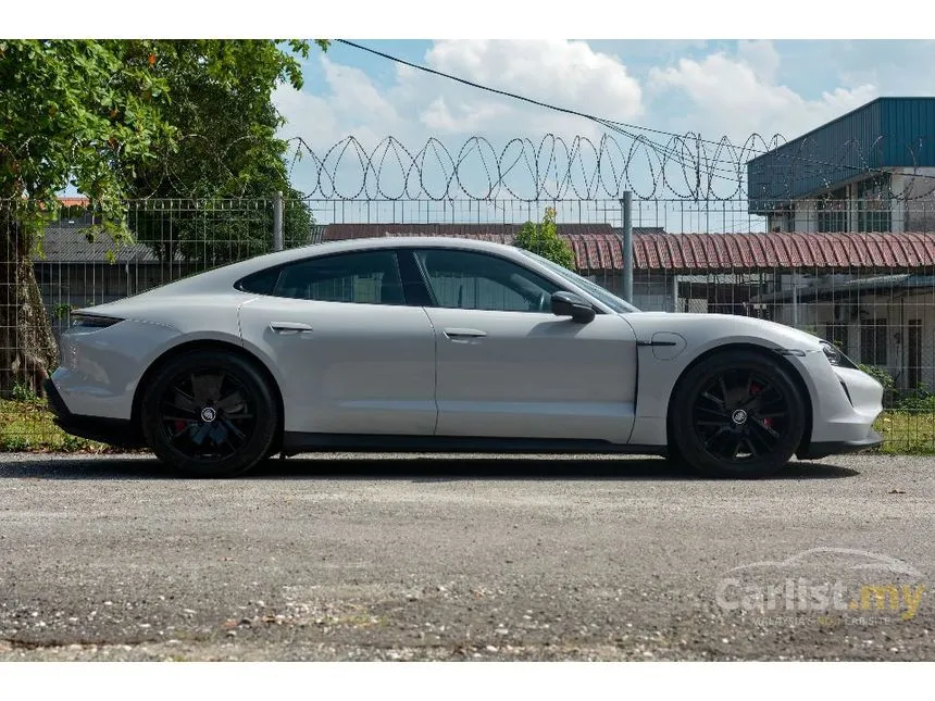 2020 Porsche Taycan 4S Sedan