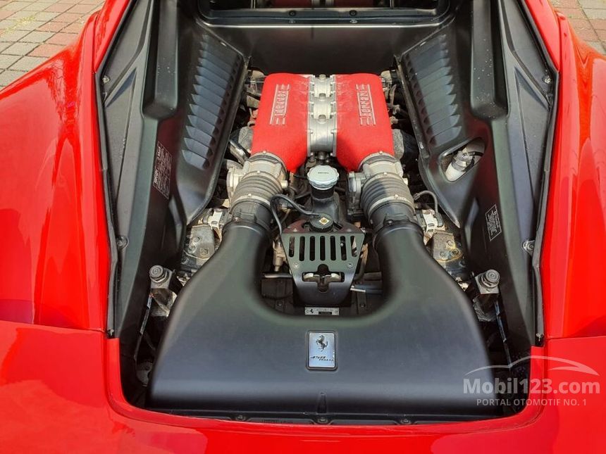 2011 Ferrari 458 Italia Coupe