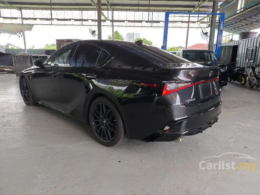 2022 Lexus IS 300 F Sport Sedan