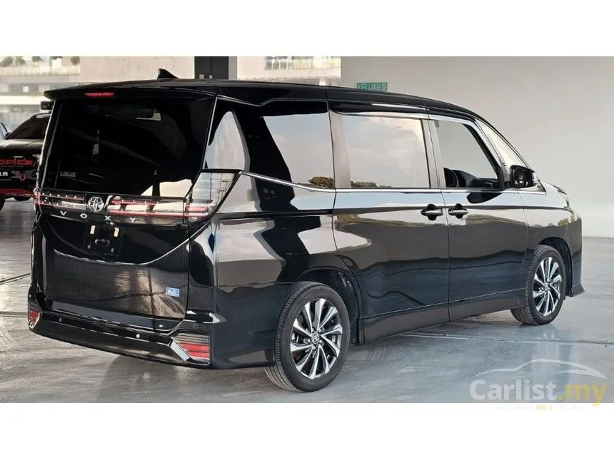 2023 Toyota Voxy S-Z MPV