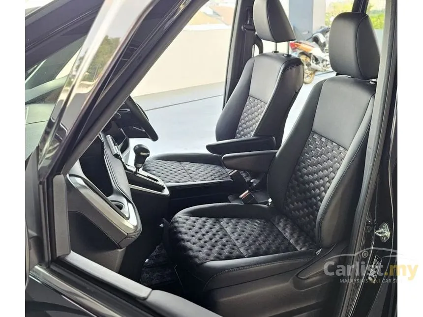 2023 Toyota Voxy S-Z MPV