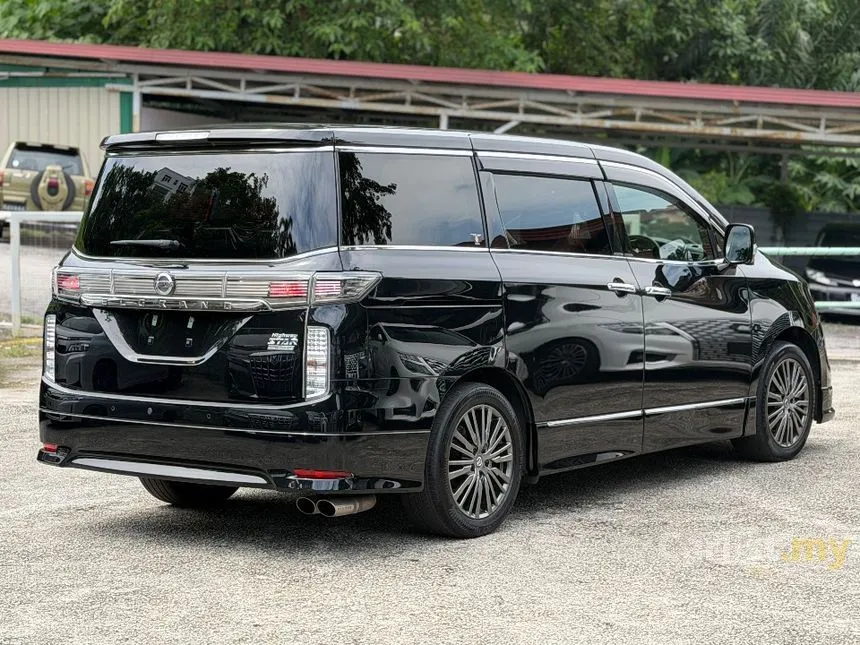 2021 Nissan Elgrand High-Way Star Urban Chrome MPV