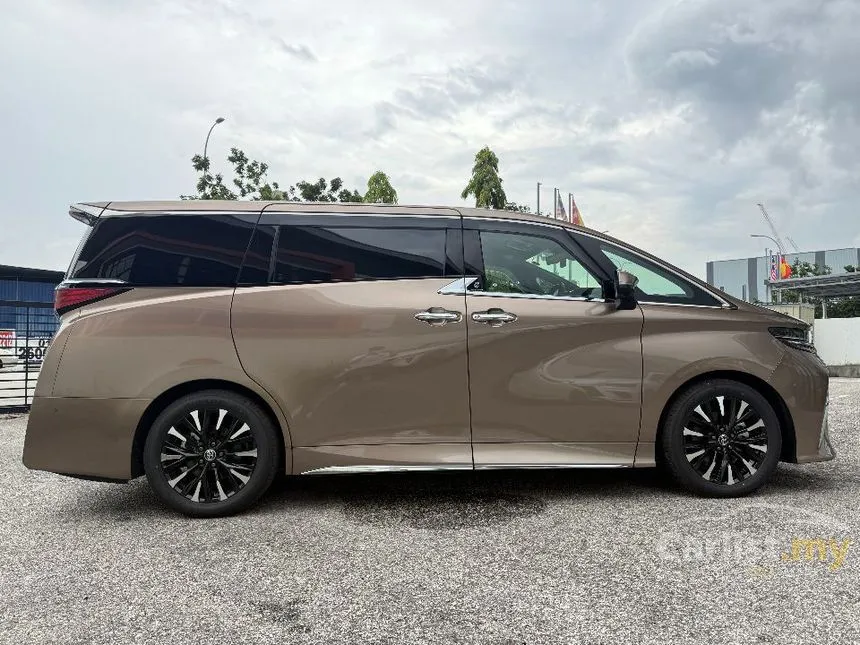 2024 Toyota Alphard Executive Lounge MPV
