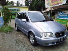 2000 Hyundai Trajet 2.0 GLS MPV
