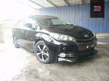 2013 TOYOTA WISH 1.8 S PACKAGE WITH KEY START, REVERSE CAMERA, ADMIRATION BODYKIT