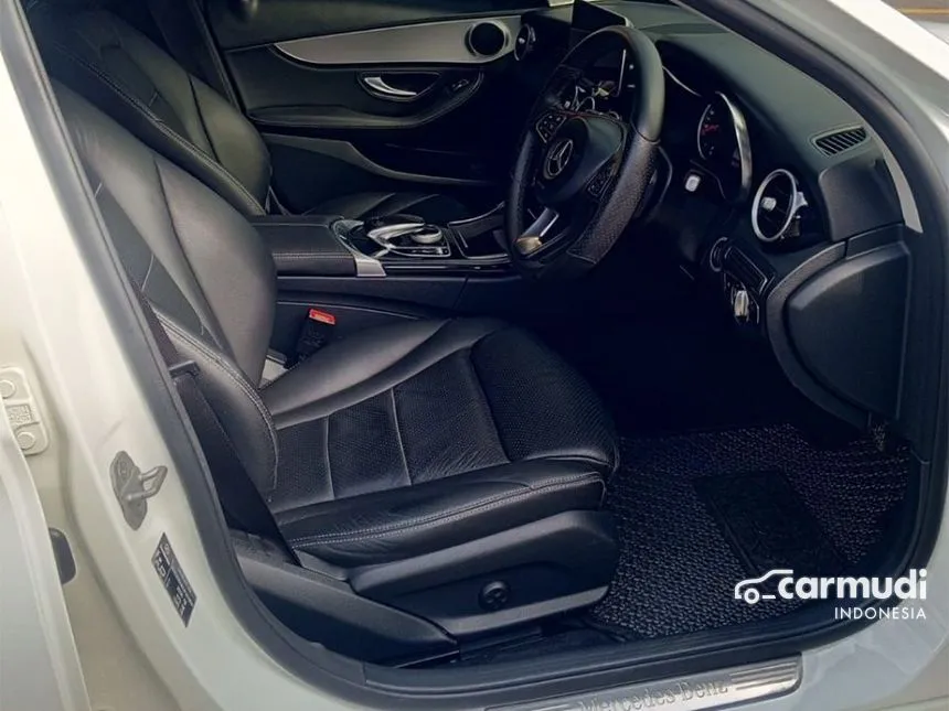 2014 Mercedes-Benz C200 Avantgarde CBU Sedan