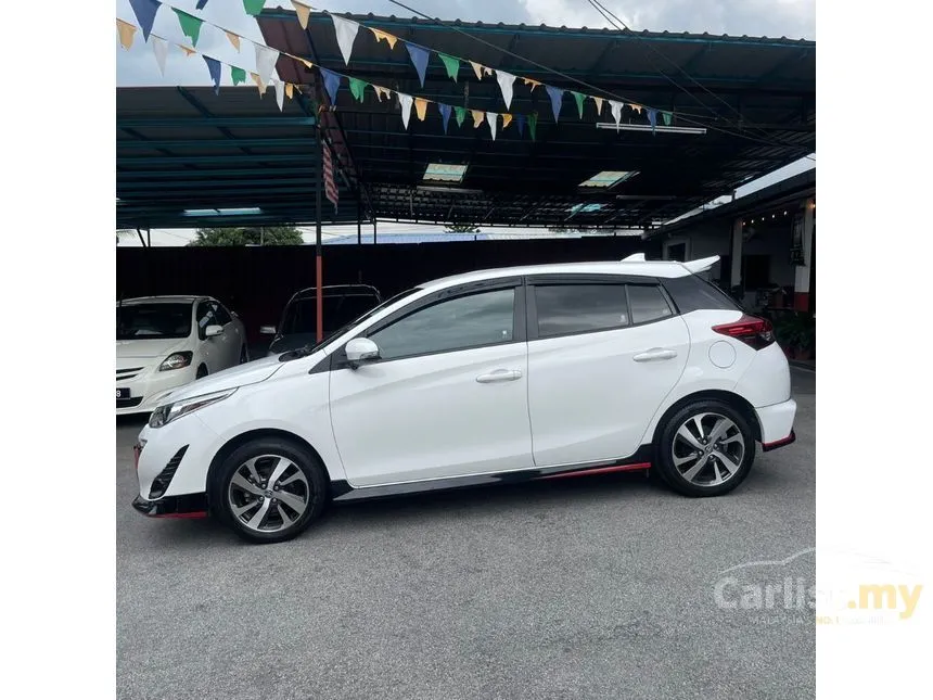 2020 Toyota Yaris E Hatchback