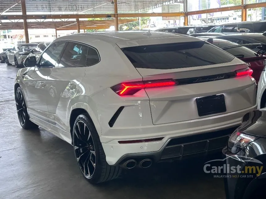 2022 Lamborghini Urus SUV