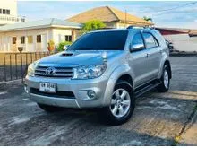 2010 Toyota FORTUNER 3.0 (ปี 08-11) V Aperto SUV