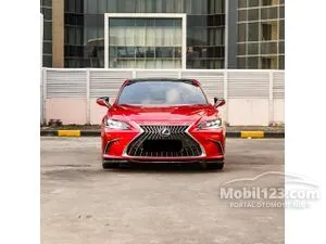 2023 Lexus ES 300h 2.5 Ultra Luxury Sedan Hybrid VIP Super Like New