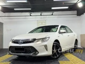 2016 Toyota Camry 2.5 Hybrid Sedan