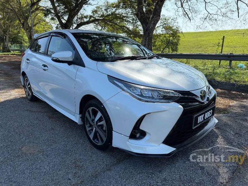 2024 Toyota Yaris E Hatchback