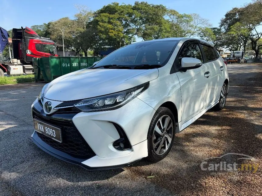2024 Toyota Yaris E Hatchback