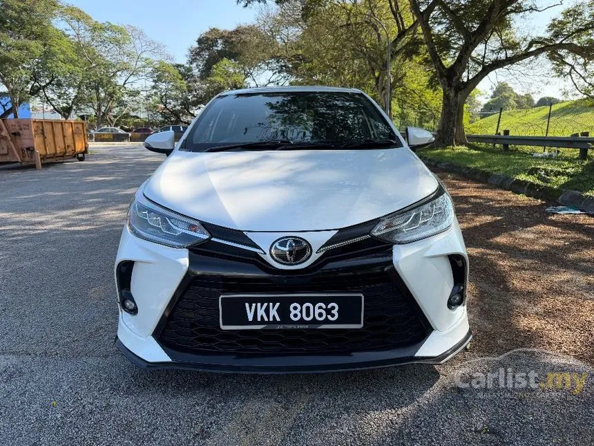 2024 Toyota Yaris E Hatchback