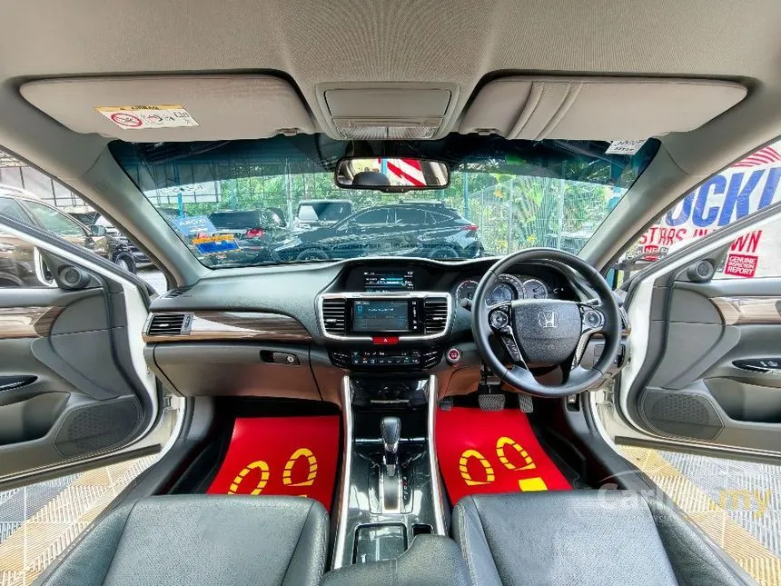 2018 Honda Accord VTi-L Sedan