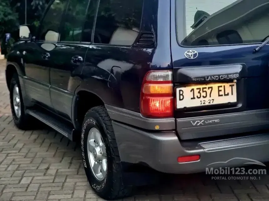 2000 Toyota Land Cruiser 4.2 AT SUV