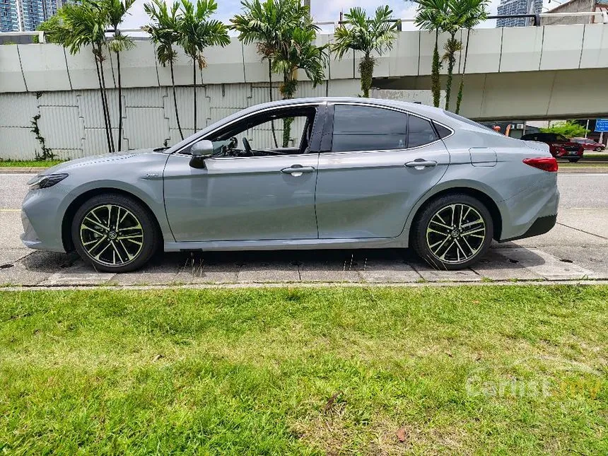 2025 Toyota Camry HEV Sedan