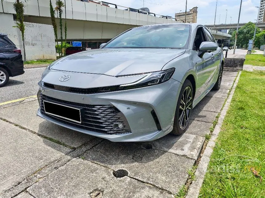 2025 Toyota Camry HEV Sedan
