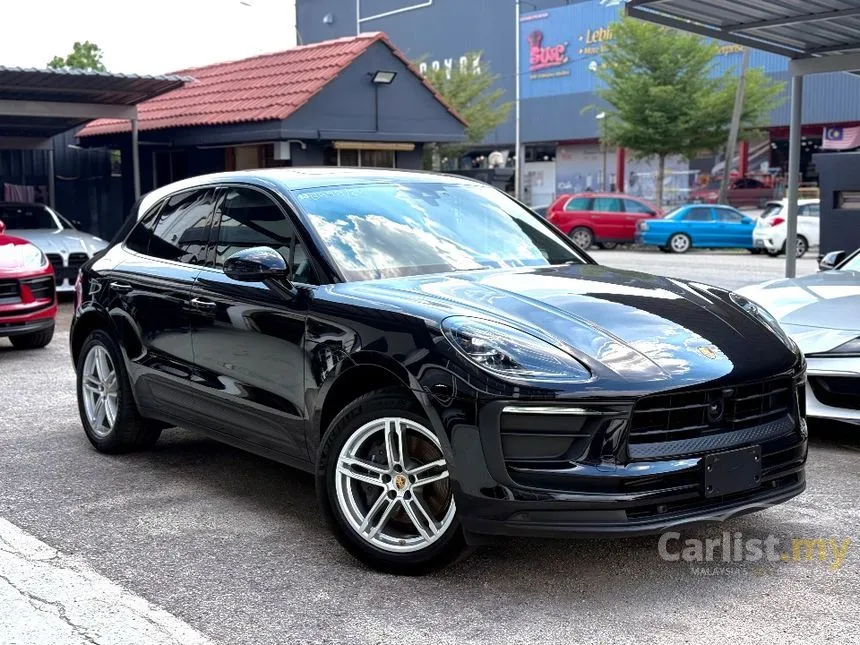 2022 Porsche Macan SUV