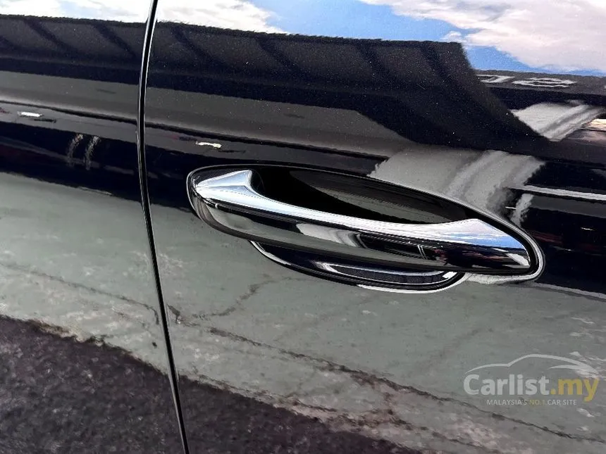 2022 Porsche Macan SUV