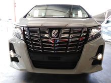 2015 Toyota Alphard 2.5 S Sunroof